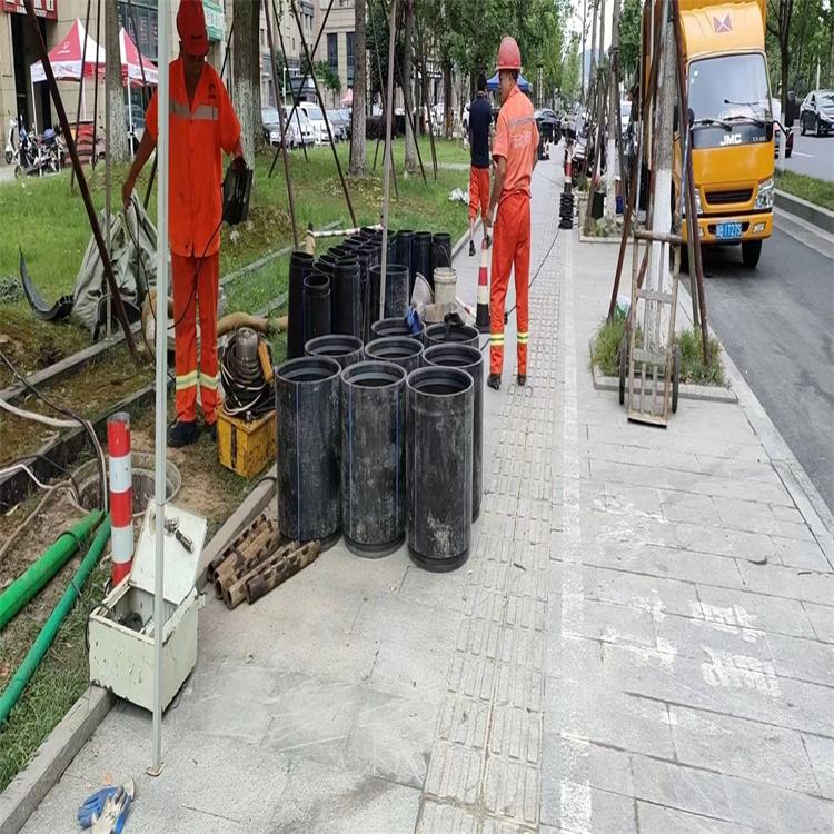 成华管道短管置换修复